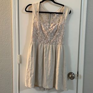 Cooperative Cream/Tan Lace Full Back Zip Dress | 4 EUC
